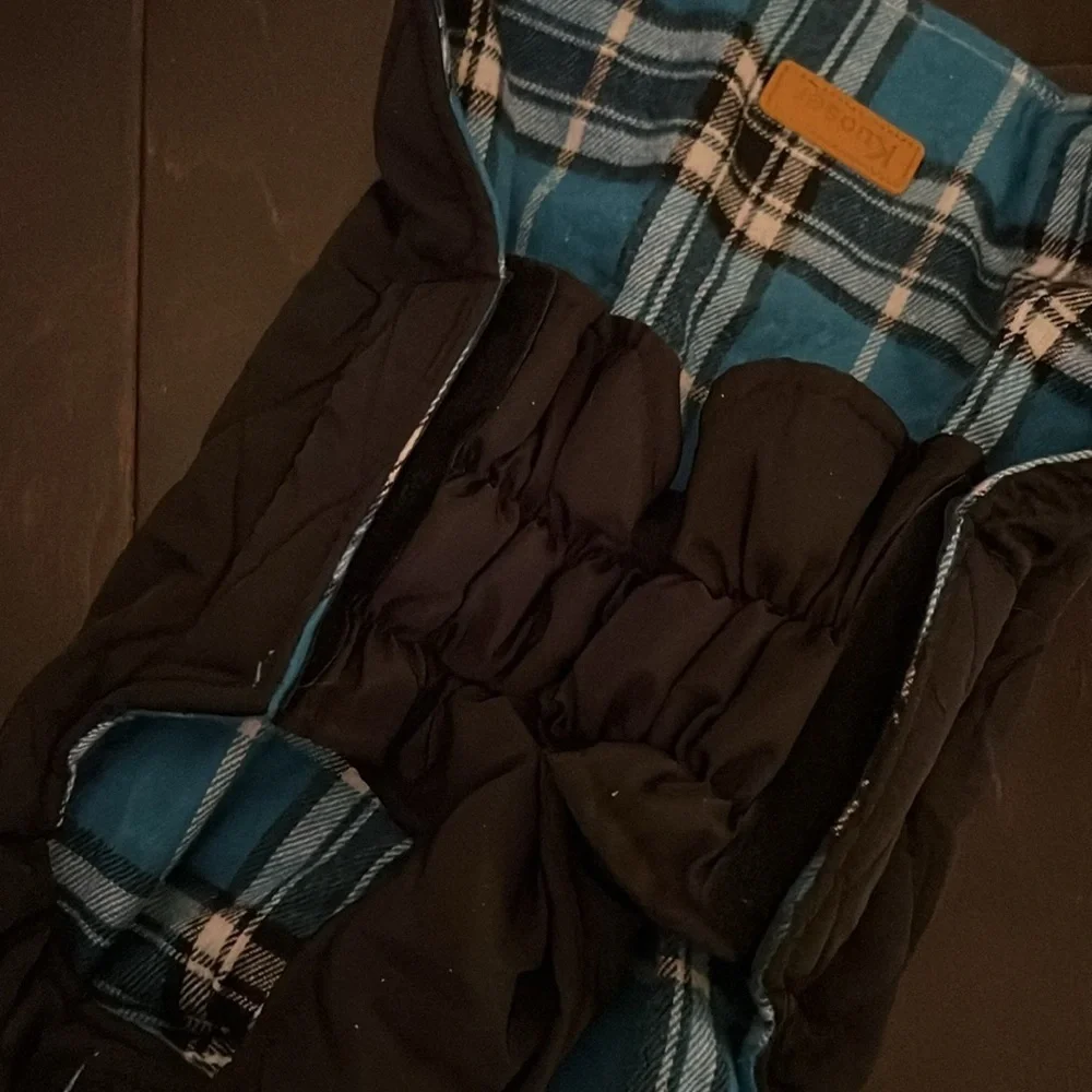 Louder dog sweater NWT
